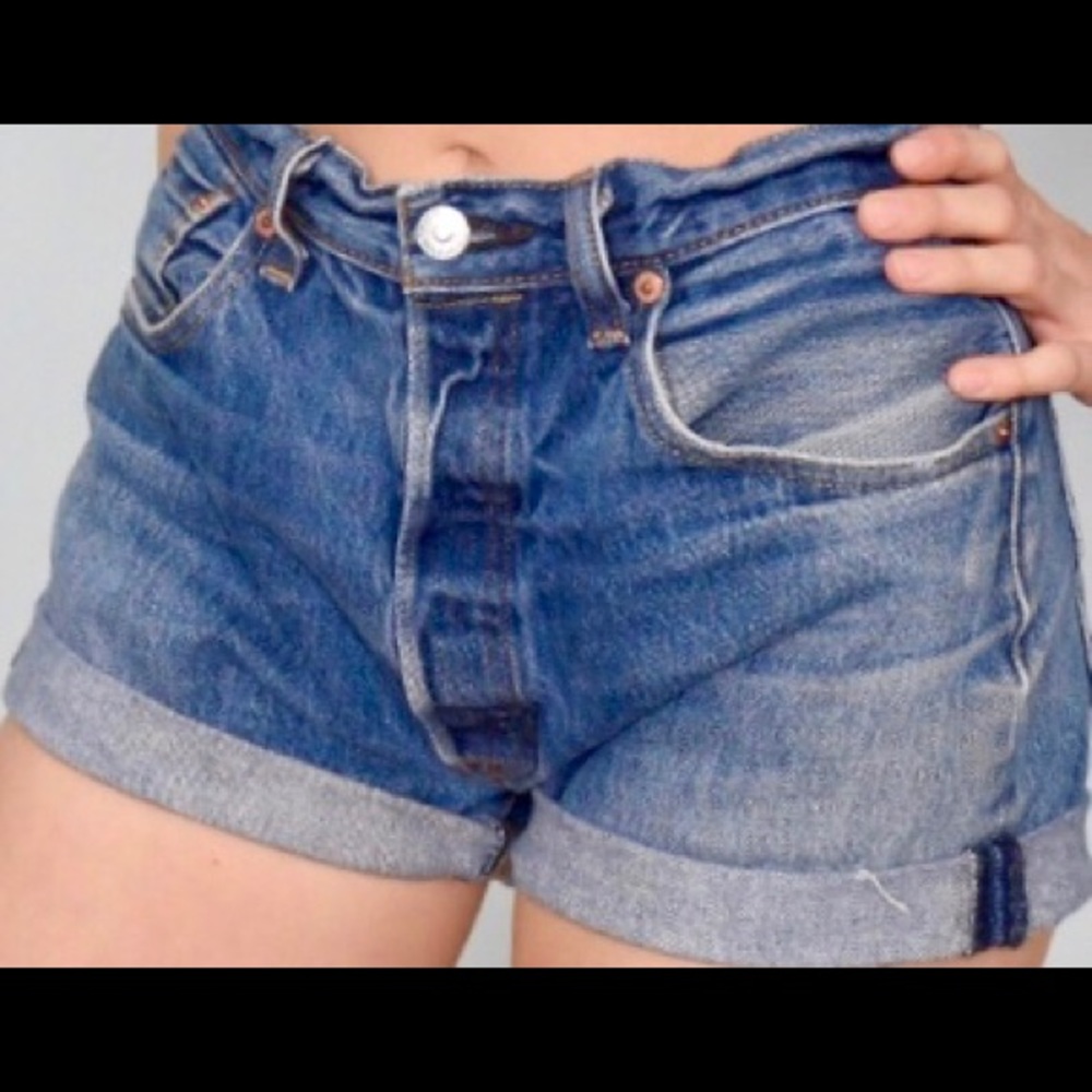 High-Rise Button fly Levi’s